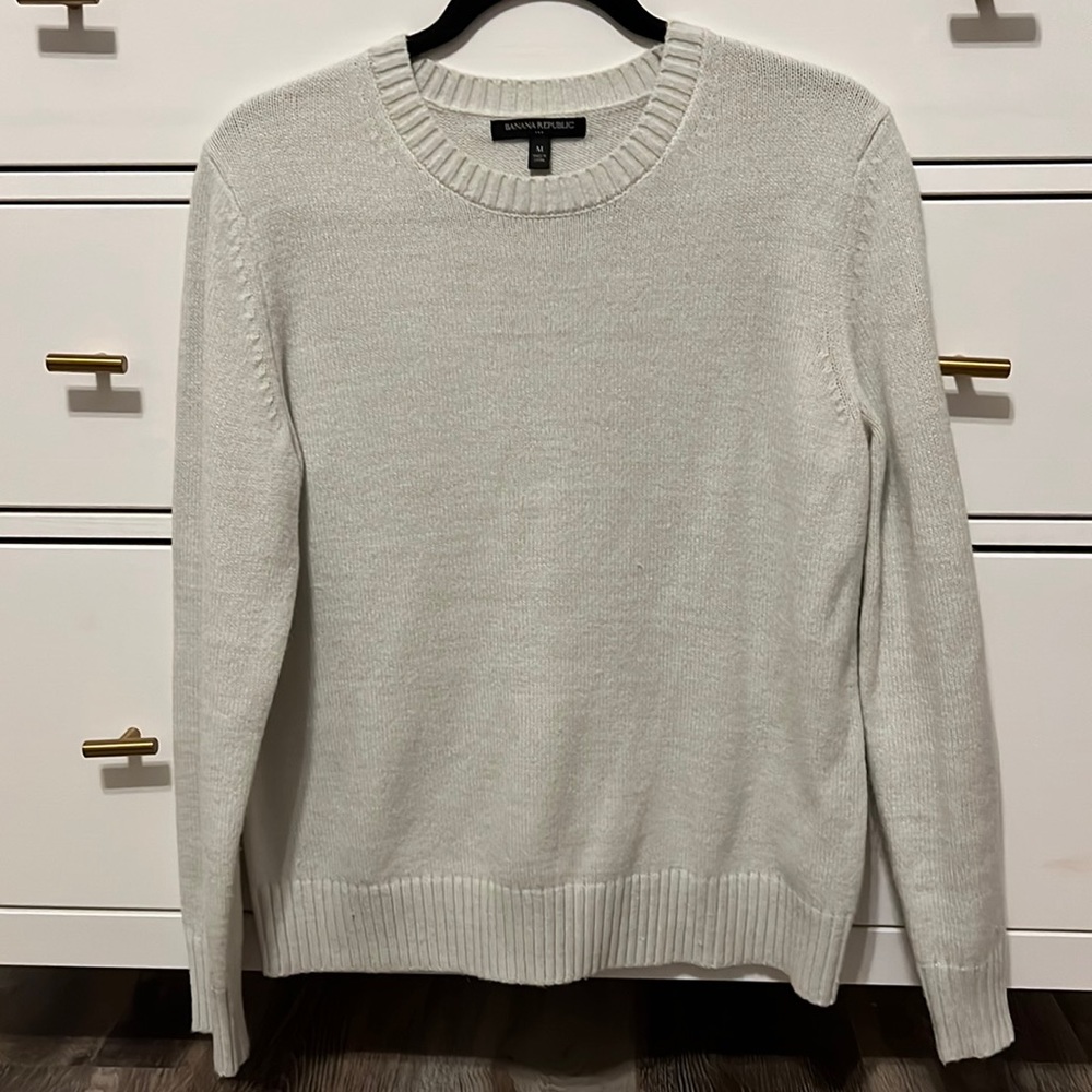Banana Republic womens sweater cream color size medium